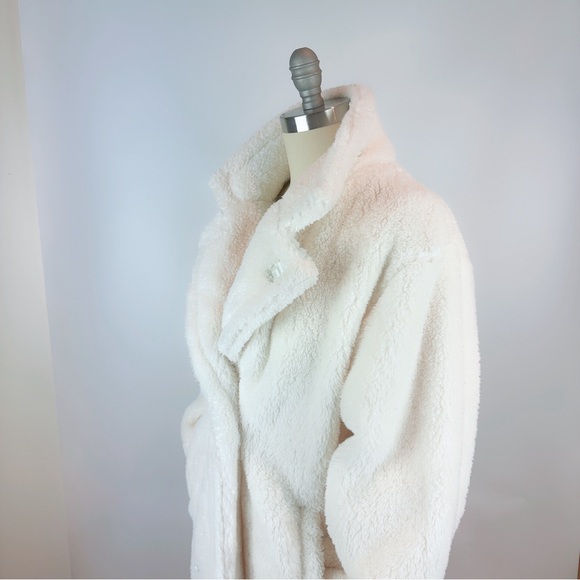 FILA Misty Coat White Size L - Picture 2 of 16